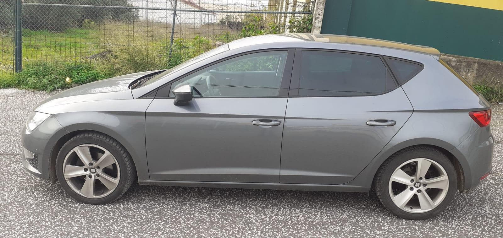 Seat Leon 2.0 TDI · Ano 2015 — imagem 5