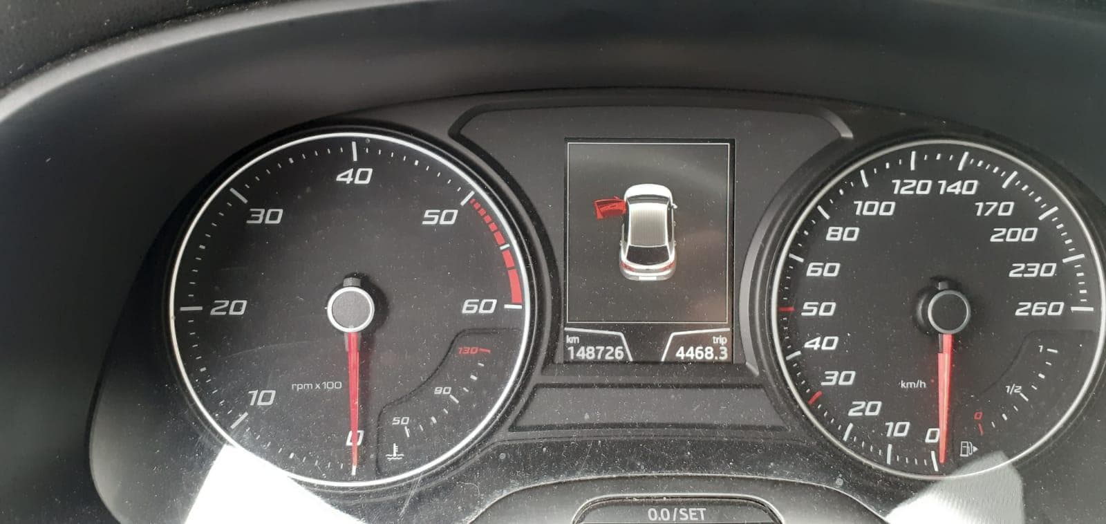 Seat Leon 2.0 TDI · Ano 2015 — imagem 14