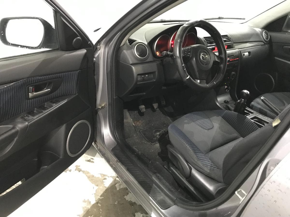 Mazda 3 · Ano 2004 — imagem 19