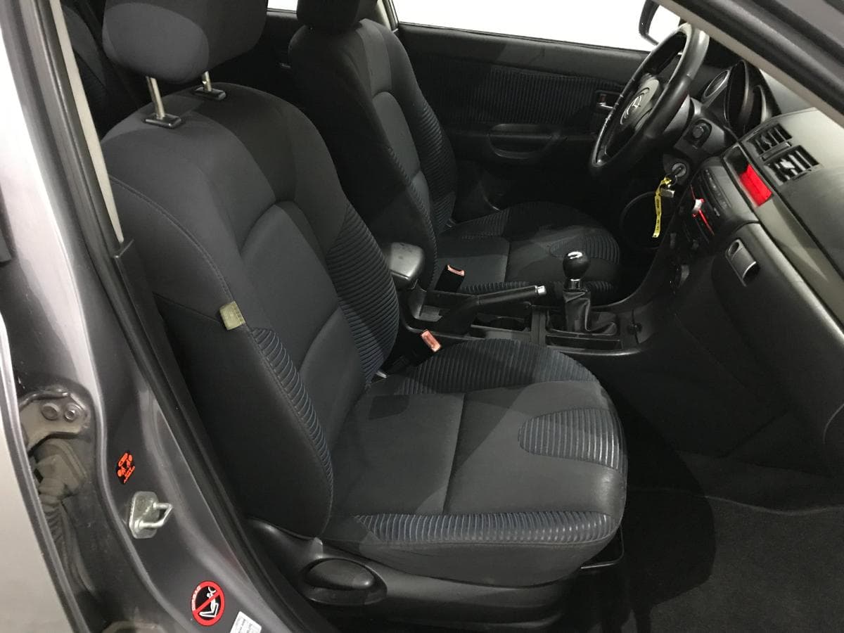 Mazda 3 · Ano 2004 — imagem 28