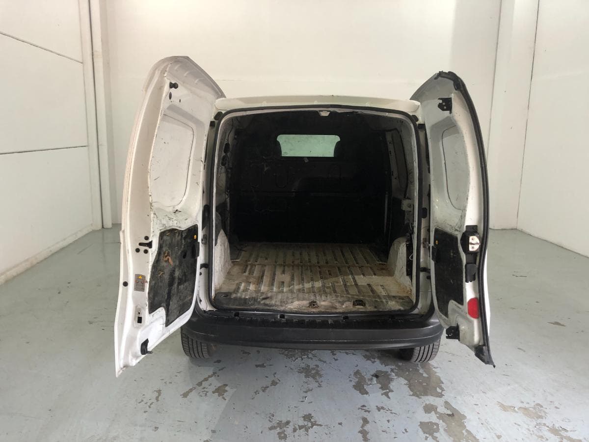 Renault Kangoo 1.5 DCI · Ano 2010 — imagen 9