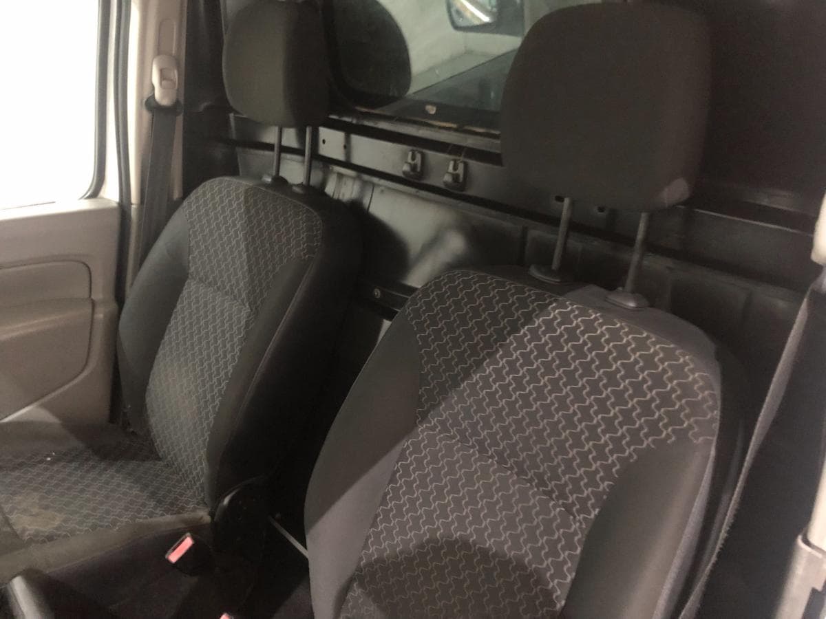 Renault Kangoo 1.5 DCI · Ano 2010 — imagen 22