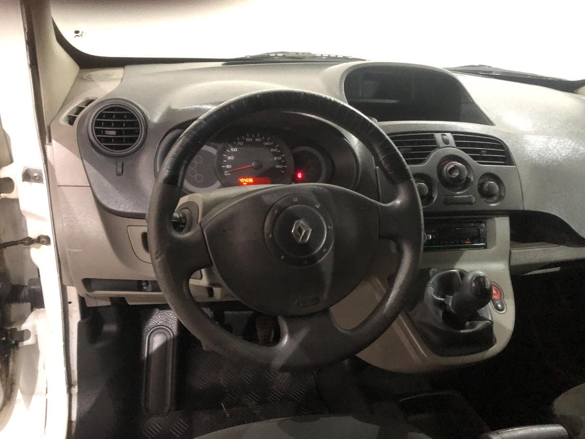 Renault Kangoo 1.5 DCI · Ano 2010 — imagen 27