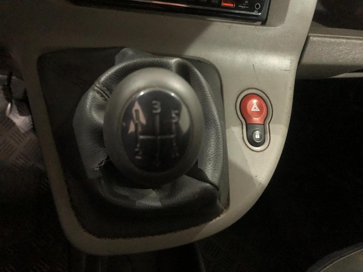 Renault Kangoo 1.5 DCI · Ano 2010 — imagen 35