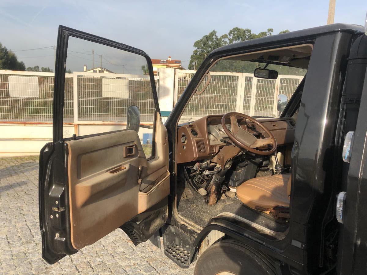 Reboque Toyota Dyna 250 · Ano 1990 — imagem 18