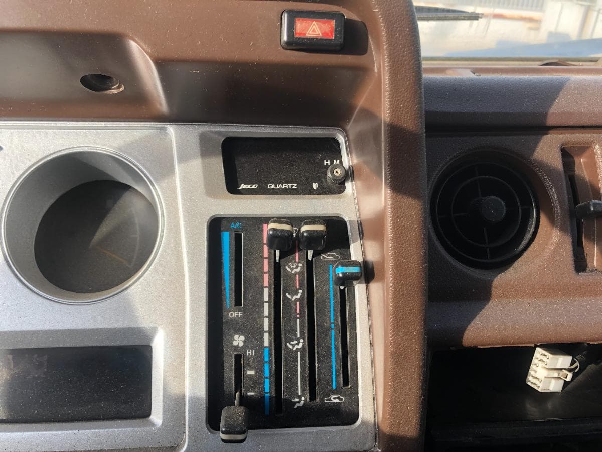 Reboque Toyota Dyna 250 · Ano 1990 — imagem 31