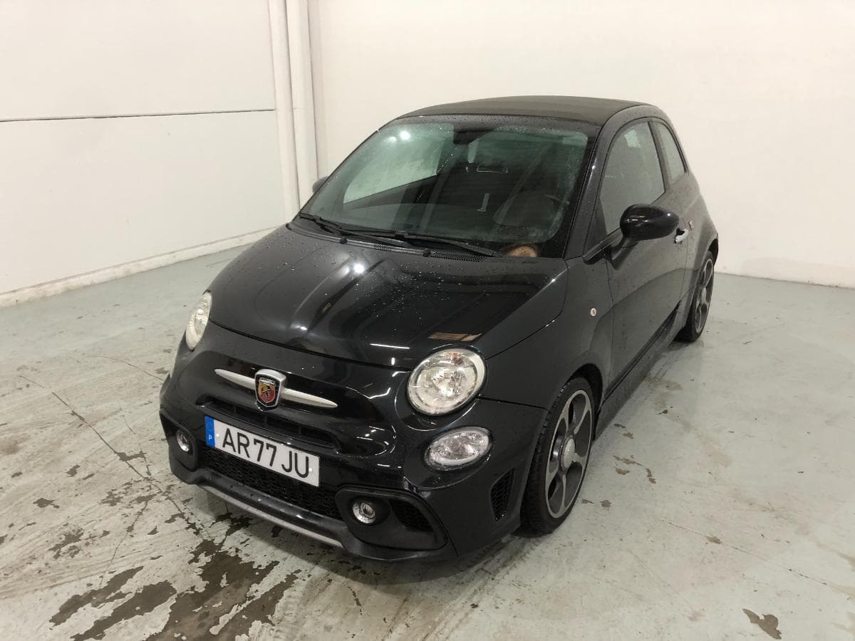 Abarth 500C · Ano 2015 — imagen 1