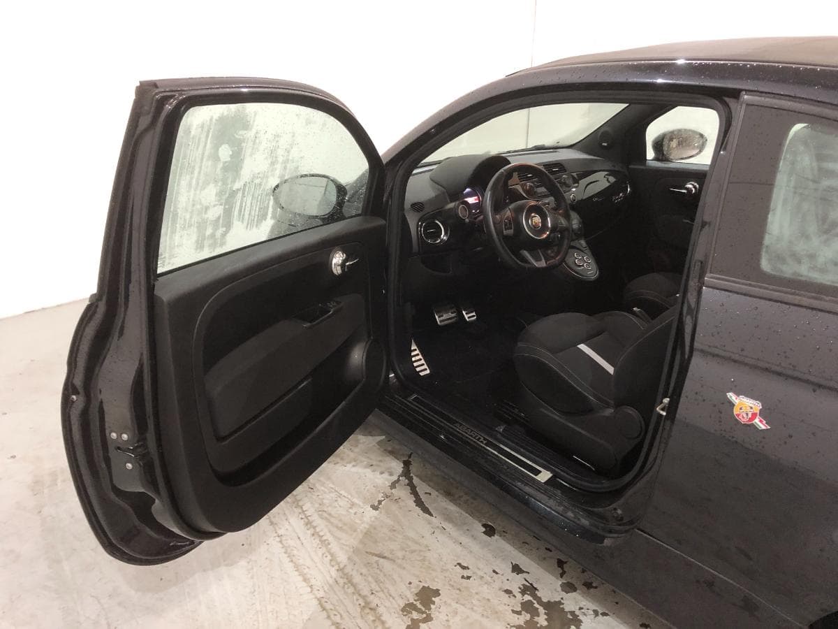 Abarth 500C · Ano 2015 — imagen 15