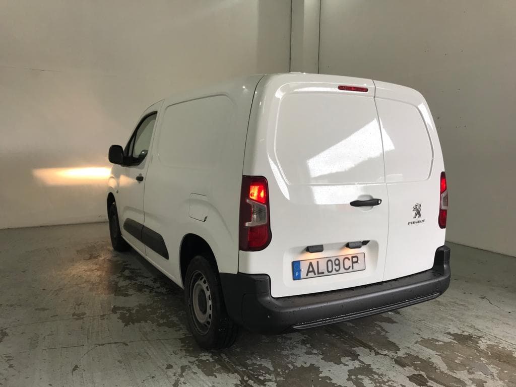 Peugeot Partner 1.5 HDI · Ano 2021 — imagen 6