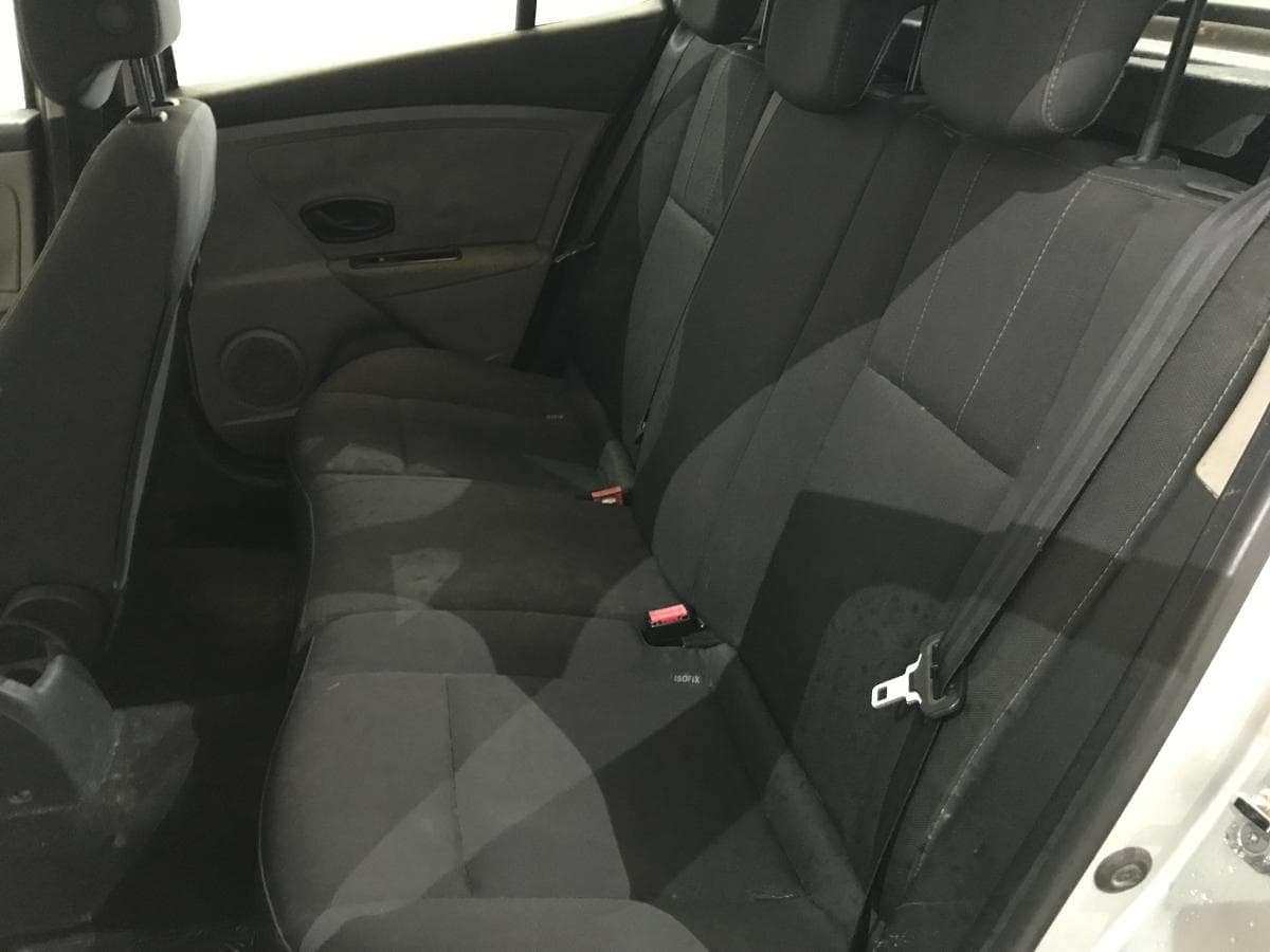 Renault Mégane 1.5DCI · Ano 2011 — imagen 32