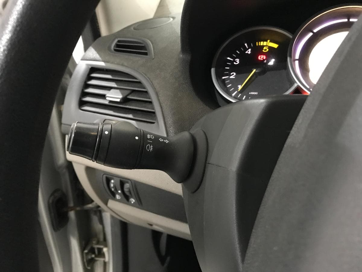 Renault Mégane 1.5DCI · Ano 2011 — imagen 33