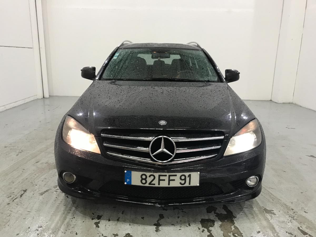 Mercedes C220 CDI 2.2 · Ano 2008 — imagem 2