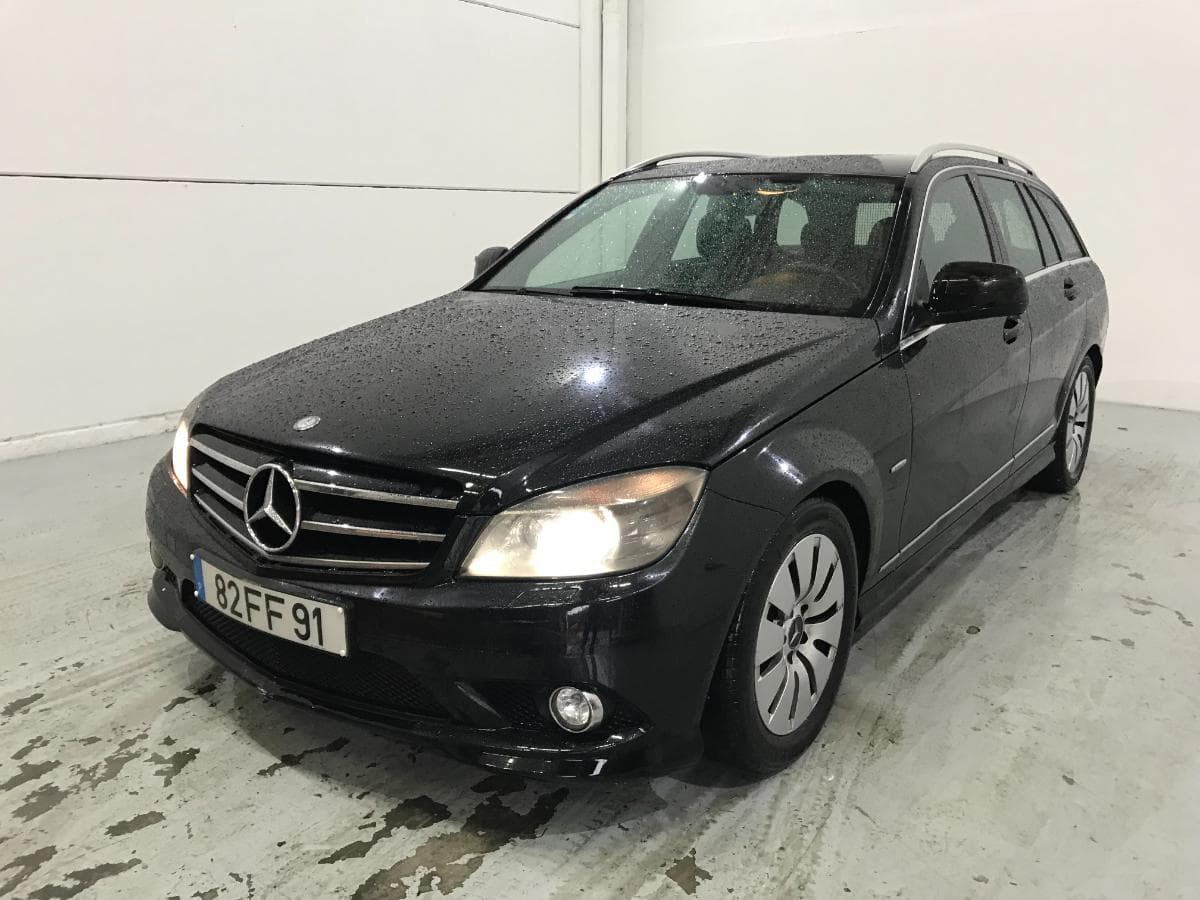 Mercedes C220 CDI 2.2 · Ano 2008 — imagem 3