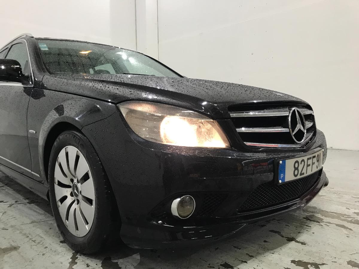Mercedes C220 CDI 2.2 · Ano 2008 — imagem 4