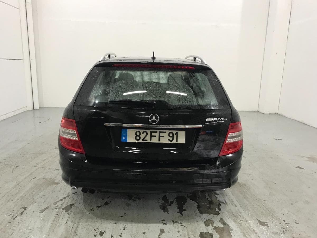 Mercedes C220 CDI 2.2 · Ano 2008 — imagem 6