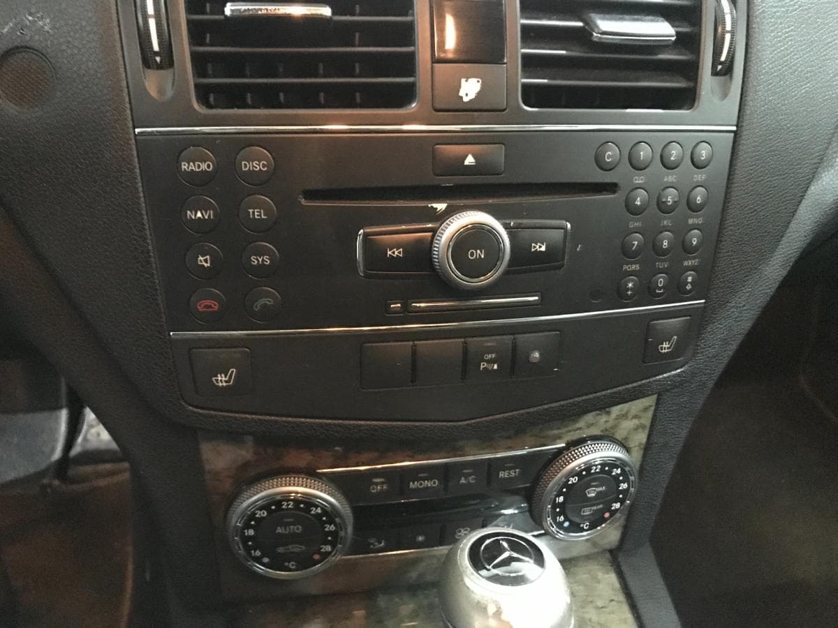 Mercedes C220 CDI 2.2 · Ano 2008 — imagem 33