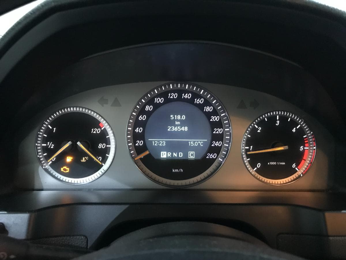 Mercedes C220 CDI 2.2 · Ano 2008 — imagem 37