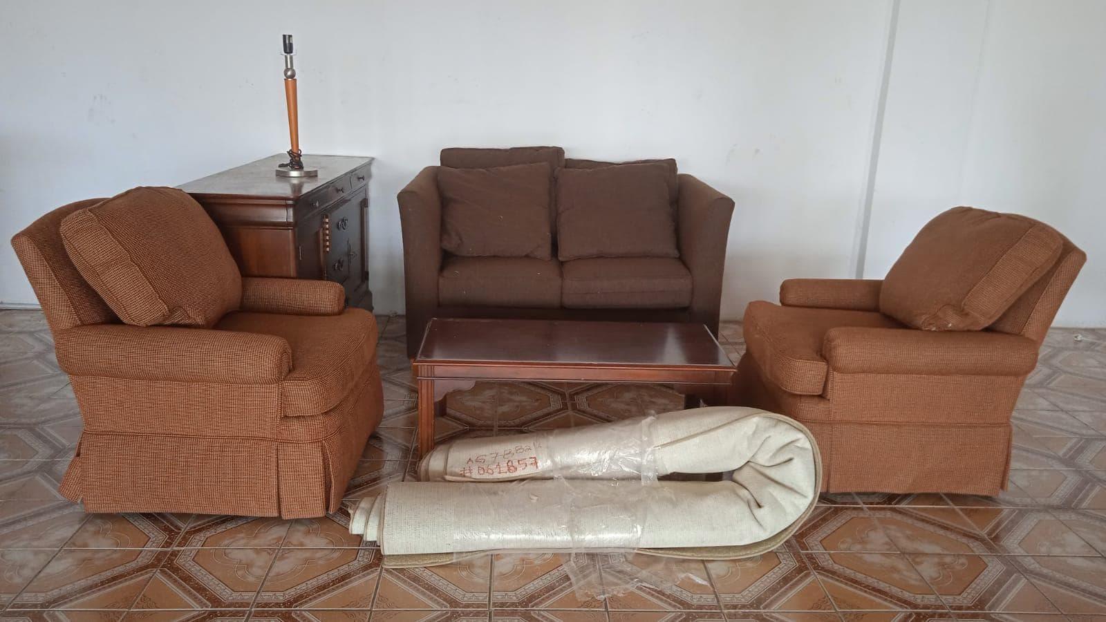 Mobiliario de hogar · — imagen 1