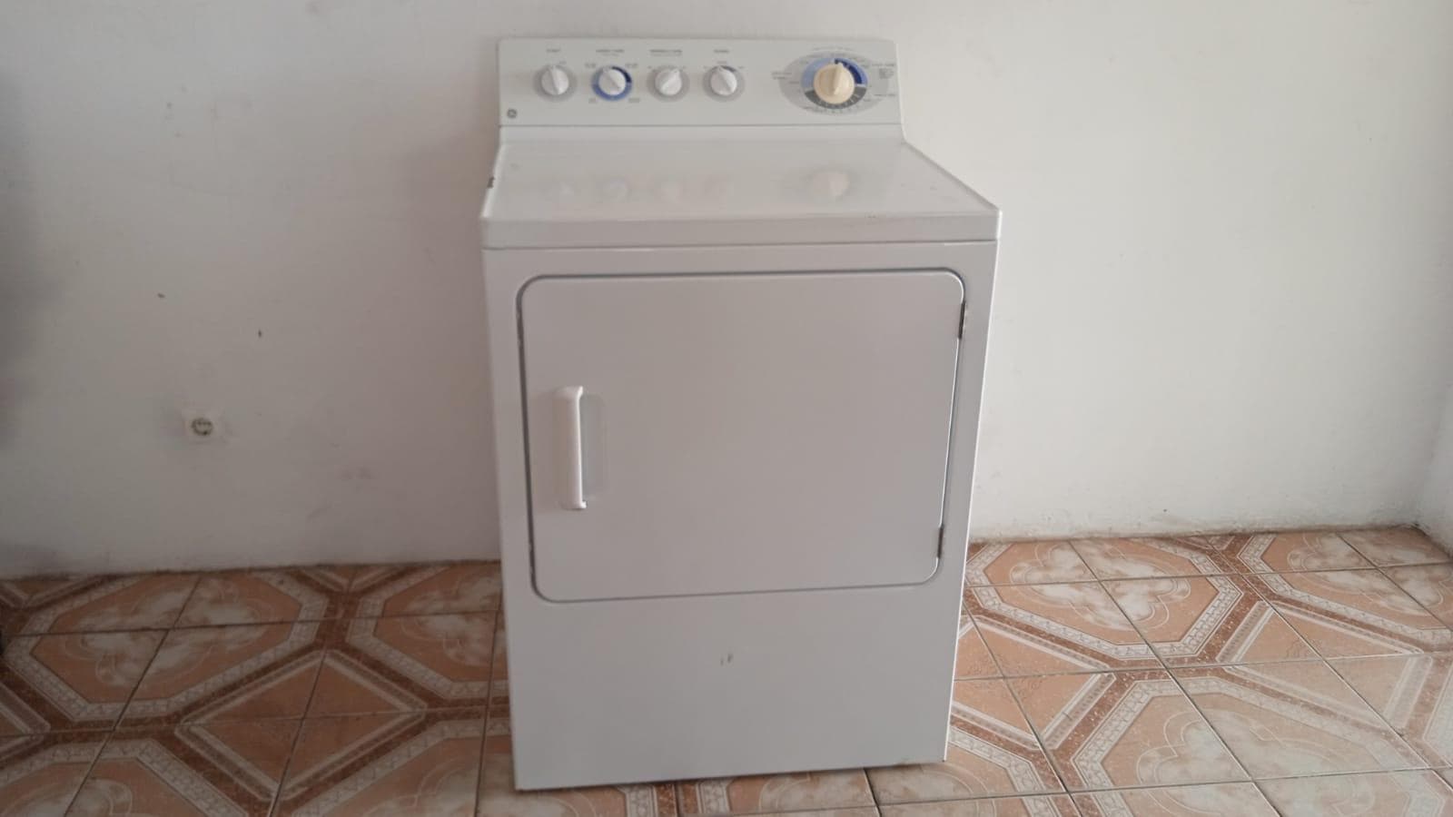 Electrodomésticos · — imagem 1