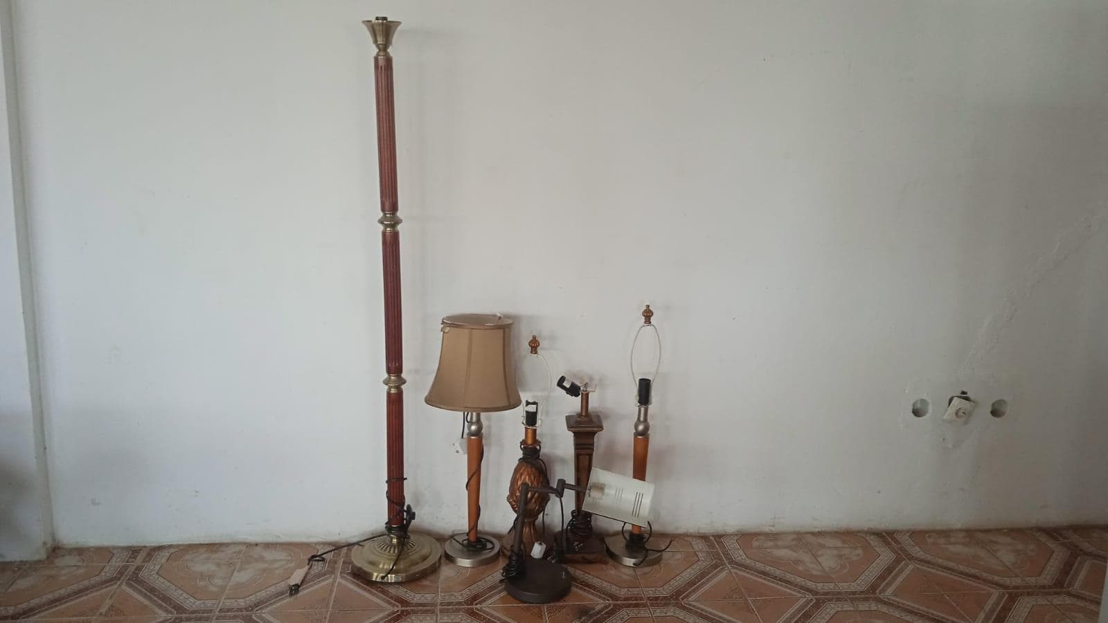 Mobiliario de hogar ·