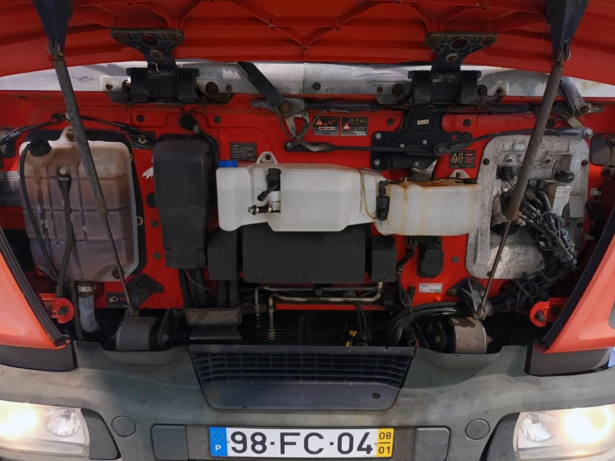 Iveco Eurocargo 75E16 · Ano 2008 — imagem 4