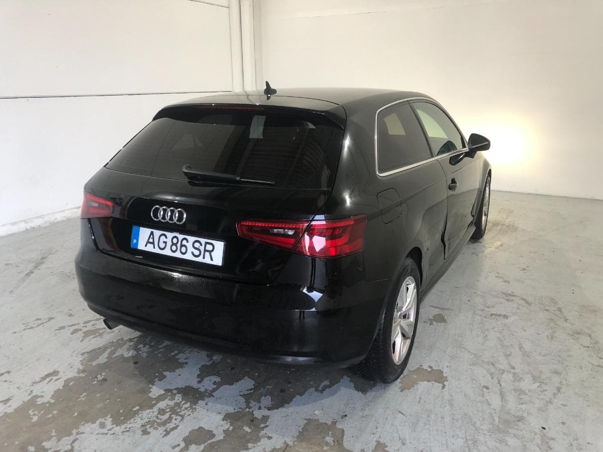 Audi A3 1.6TDI · Ano 2014 — imagem 7