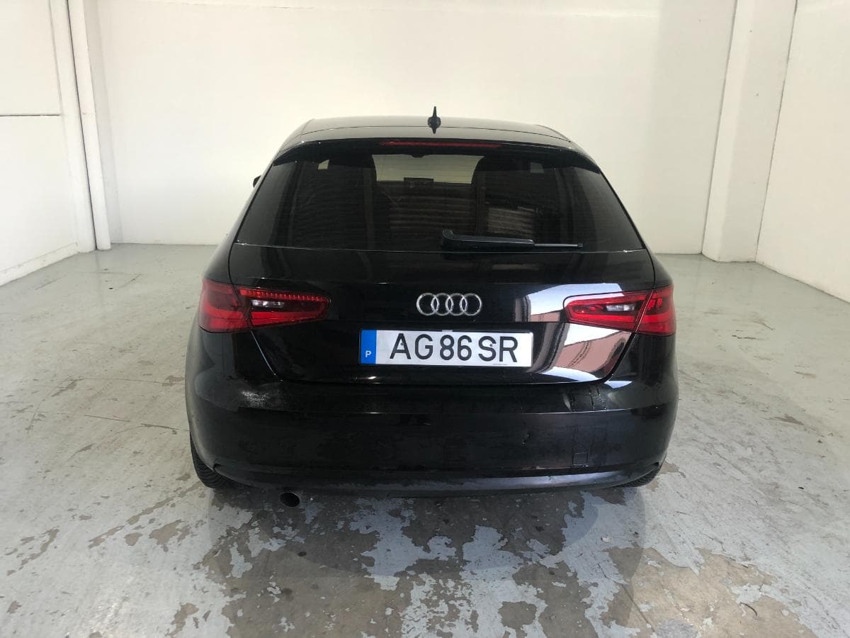 Audi A3 1.6TDI · Ano 2014 — imagem 9