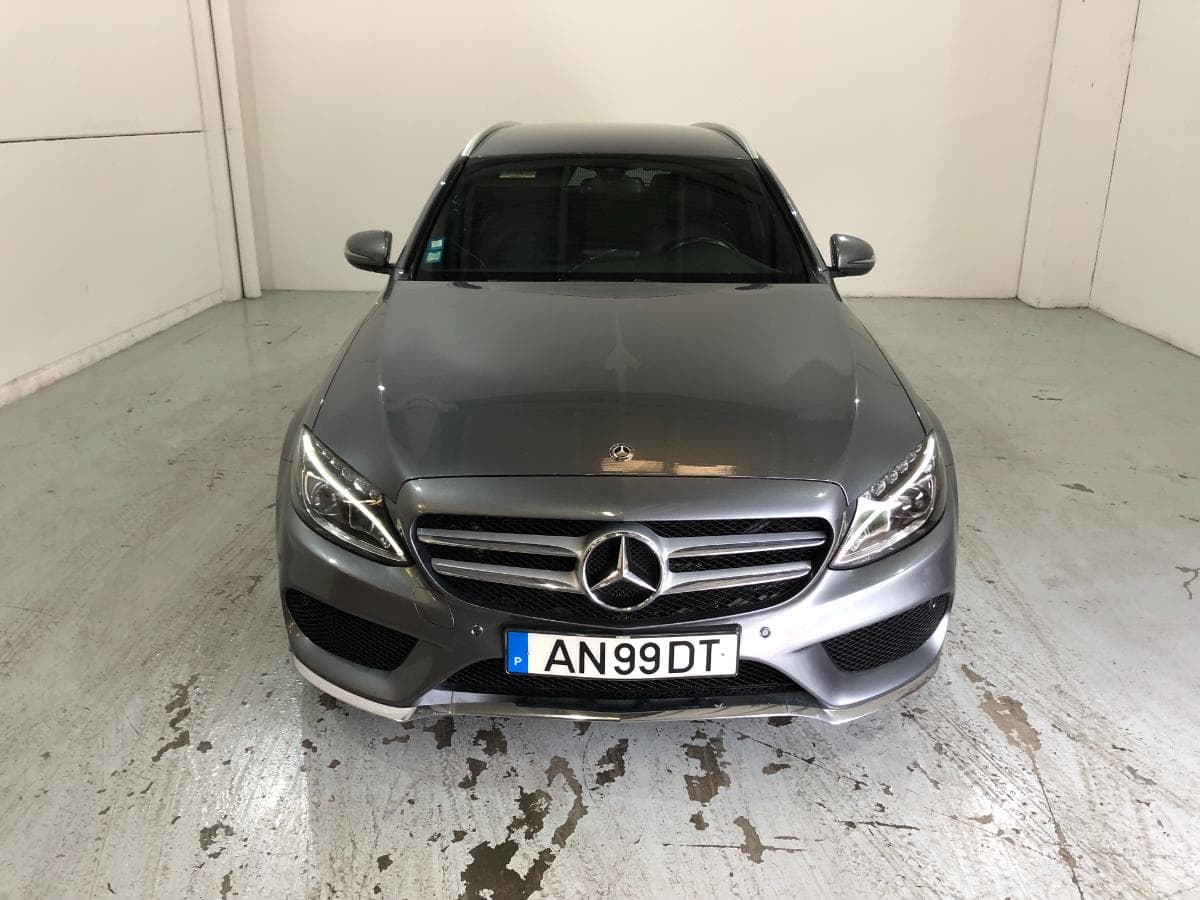 Mercedes-Benz C180D · Ano 2018 — imagem 2