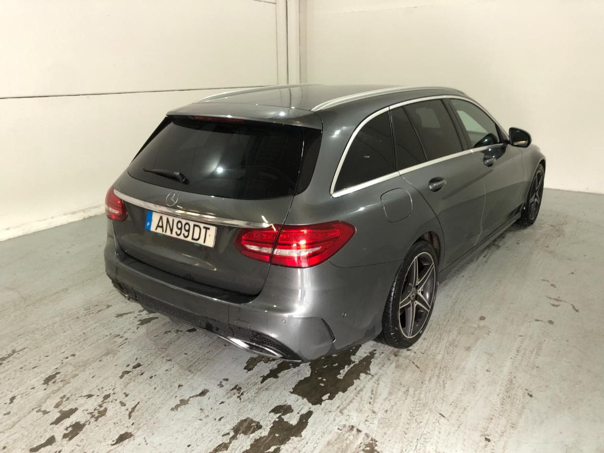 Mercedes-Benz C180D · Ano 2018 — imagem 7