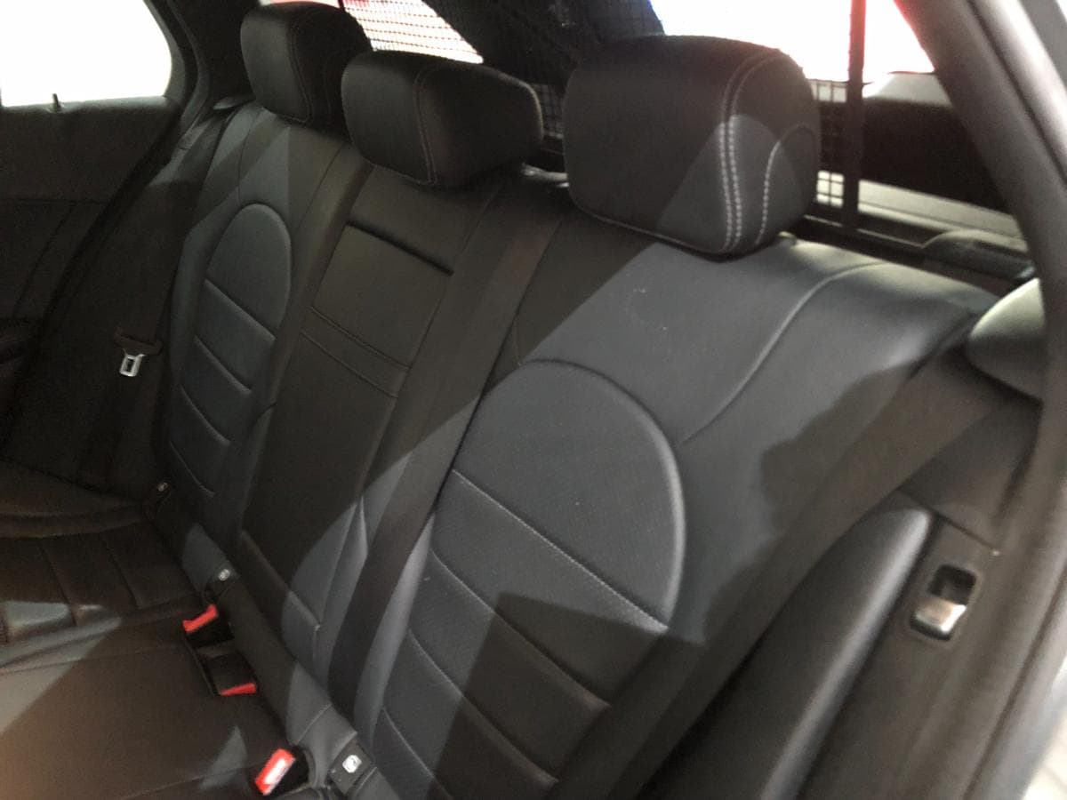 Mercedes-Benz C180D · Ano 2018 — imagem 19