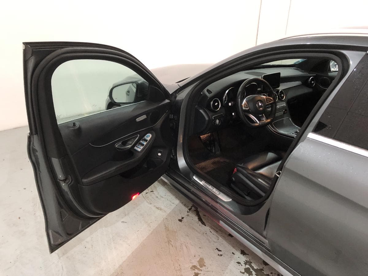 Mercedes-Benz C180D · Ano 2018 — imagem 17