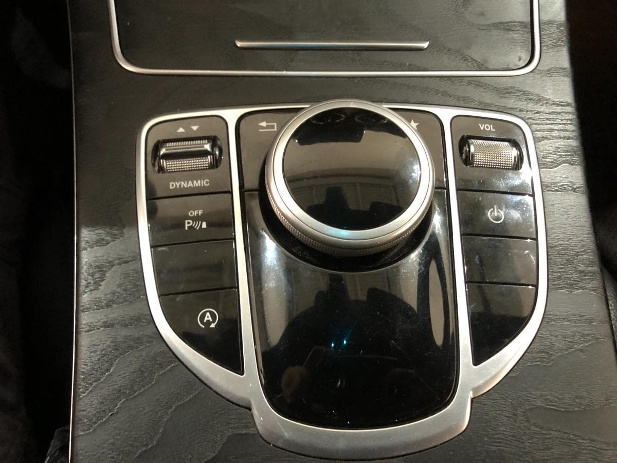 Mercedes-Benz C180D · Ano 2018 — imagem 28