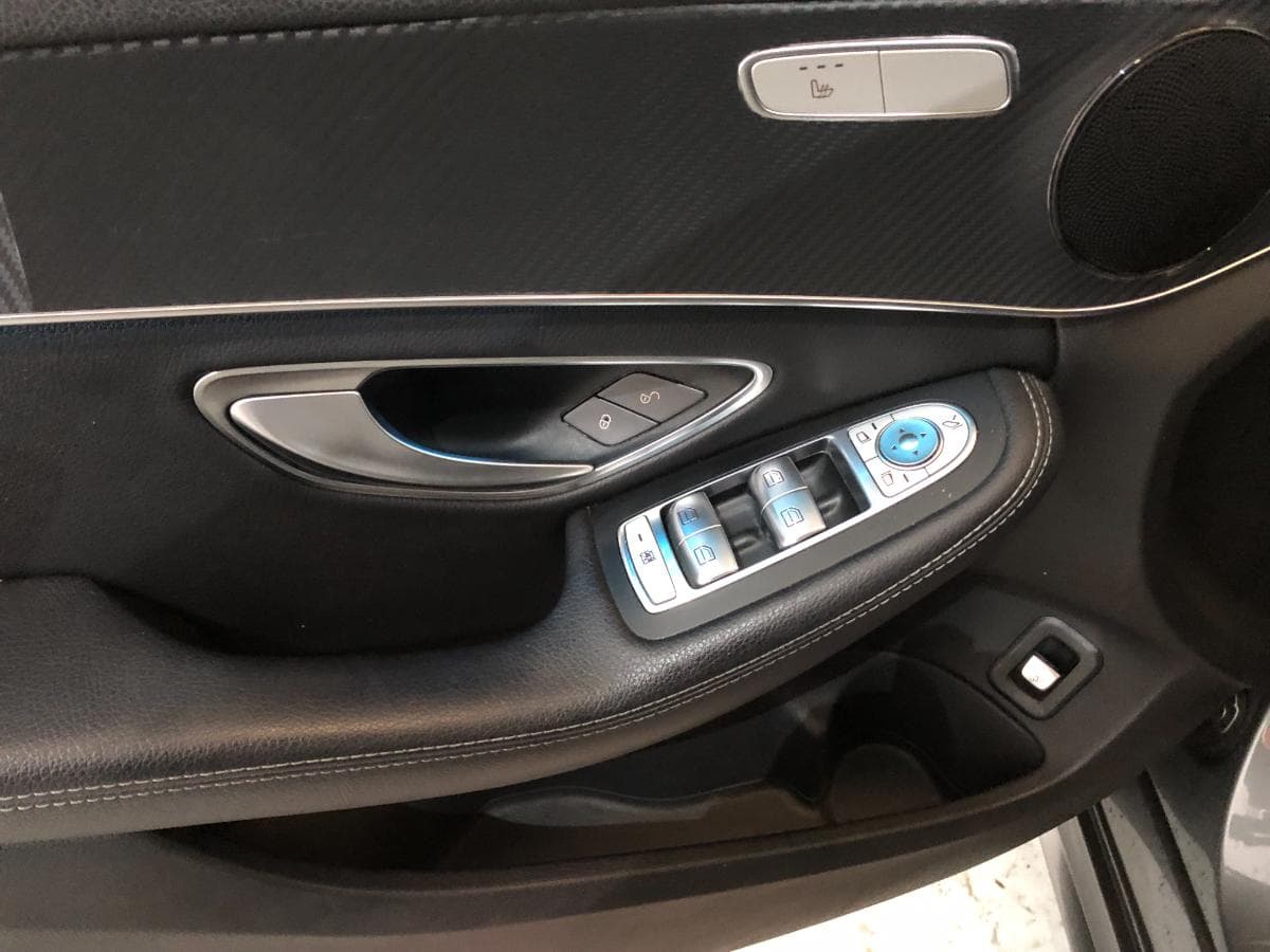 Mercedes-Benz C180D · Ano 2018 — imagem 34