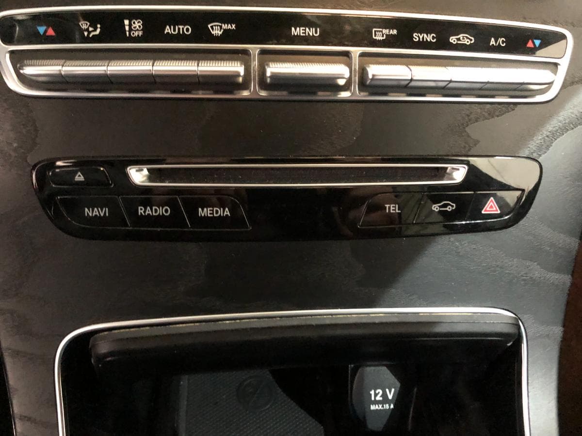 Mercedes-Benz C180D · Ano 2018 — imagem 35