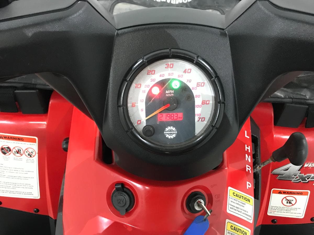 CAN-AM Outlander Max 400 XT · Ano 2004 — imagen 16