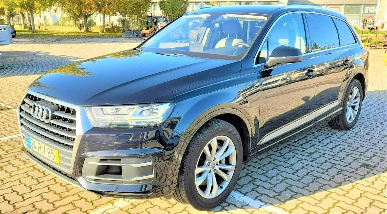 Audi Q7 3.0 TDI - 7 Lugares — imagen 1