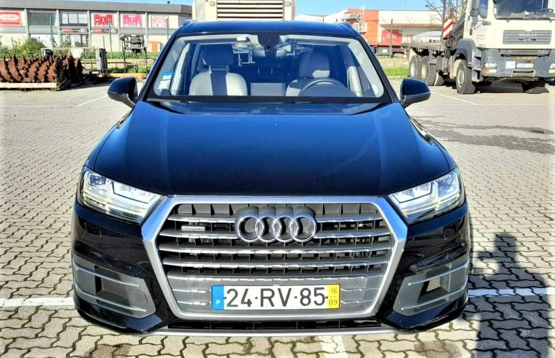 Audi Q7 3.0 TDI - 7 Lugares — imagen 2