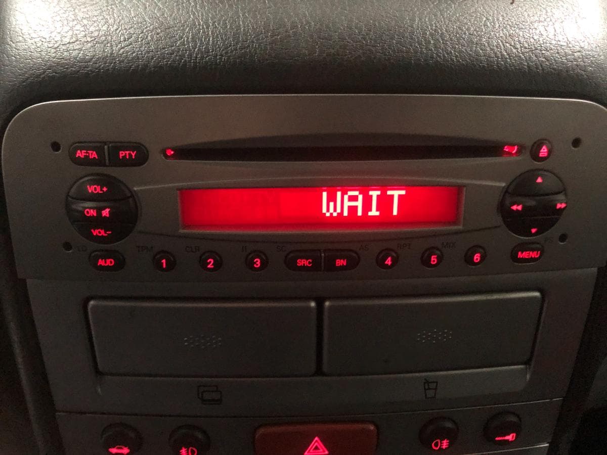 Alfa Romeo 1.9 JTD · Ano 2005 — imagem 30