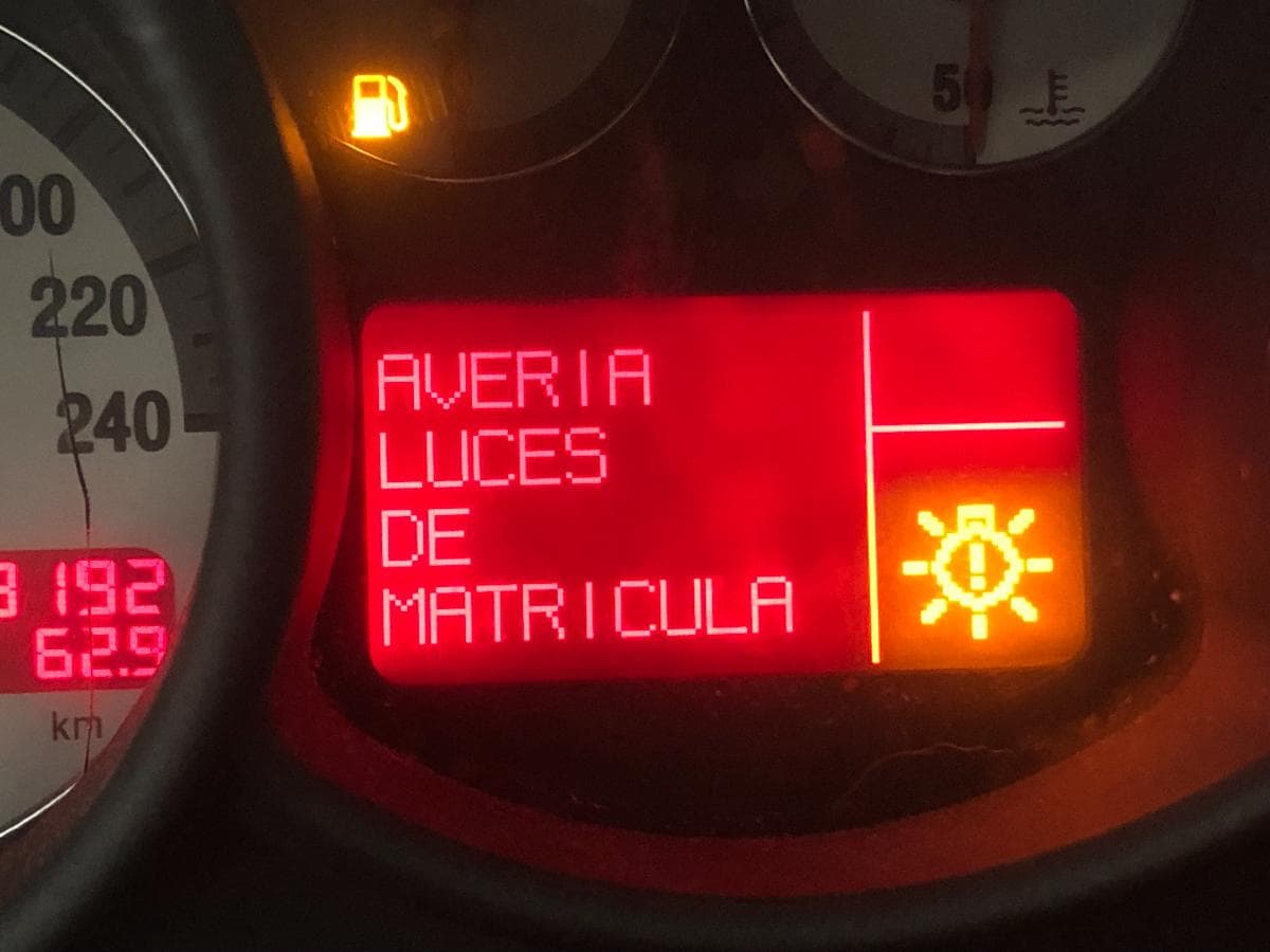 Alfa Romeo 1.9 JTD · Ano 2005 — imagem 34