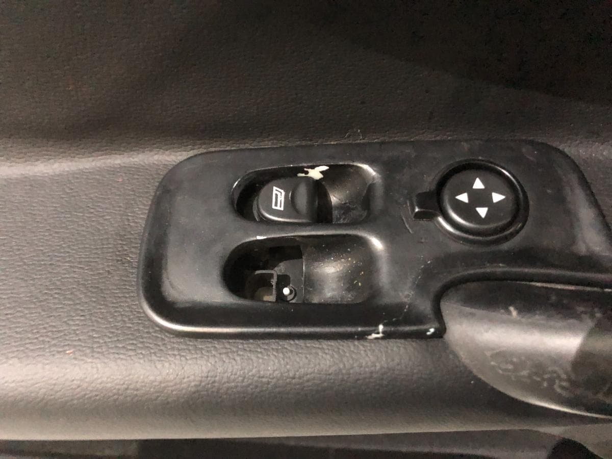 Alfa Romeo 1.9 JTD · Ano 2005 — imagem 38
