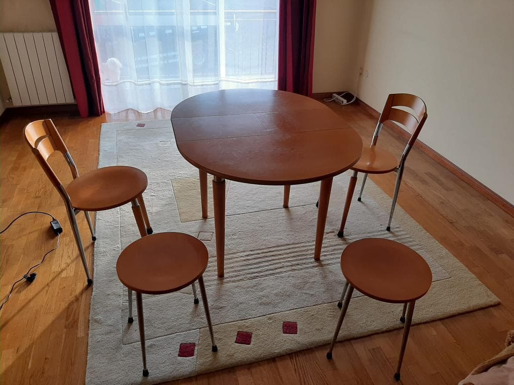 Mesa · Cadeiras — imagem 2