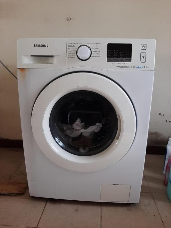 Máquina Lavar Roupa — imagem 1