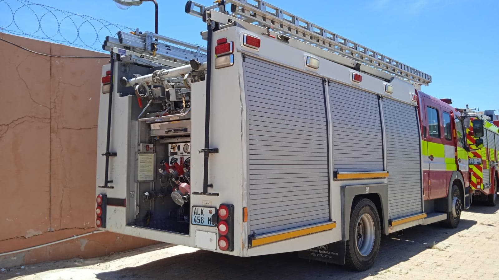 Autotanque Mercedes Benz Atego · — imagem 3
