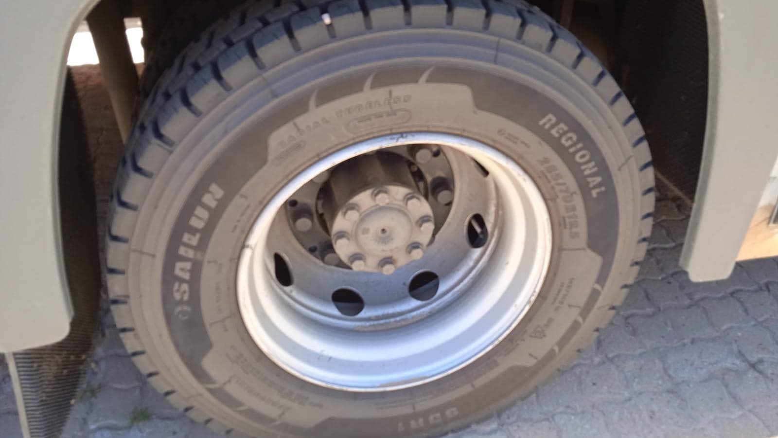 Autotanque Mercedes Benz Atego · — imagem 7