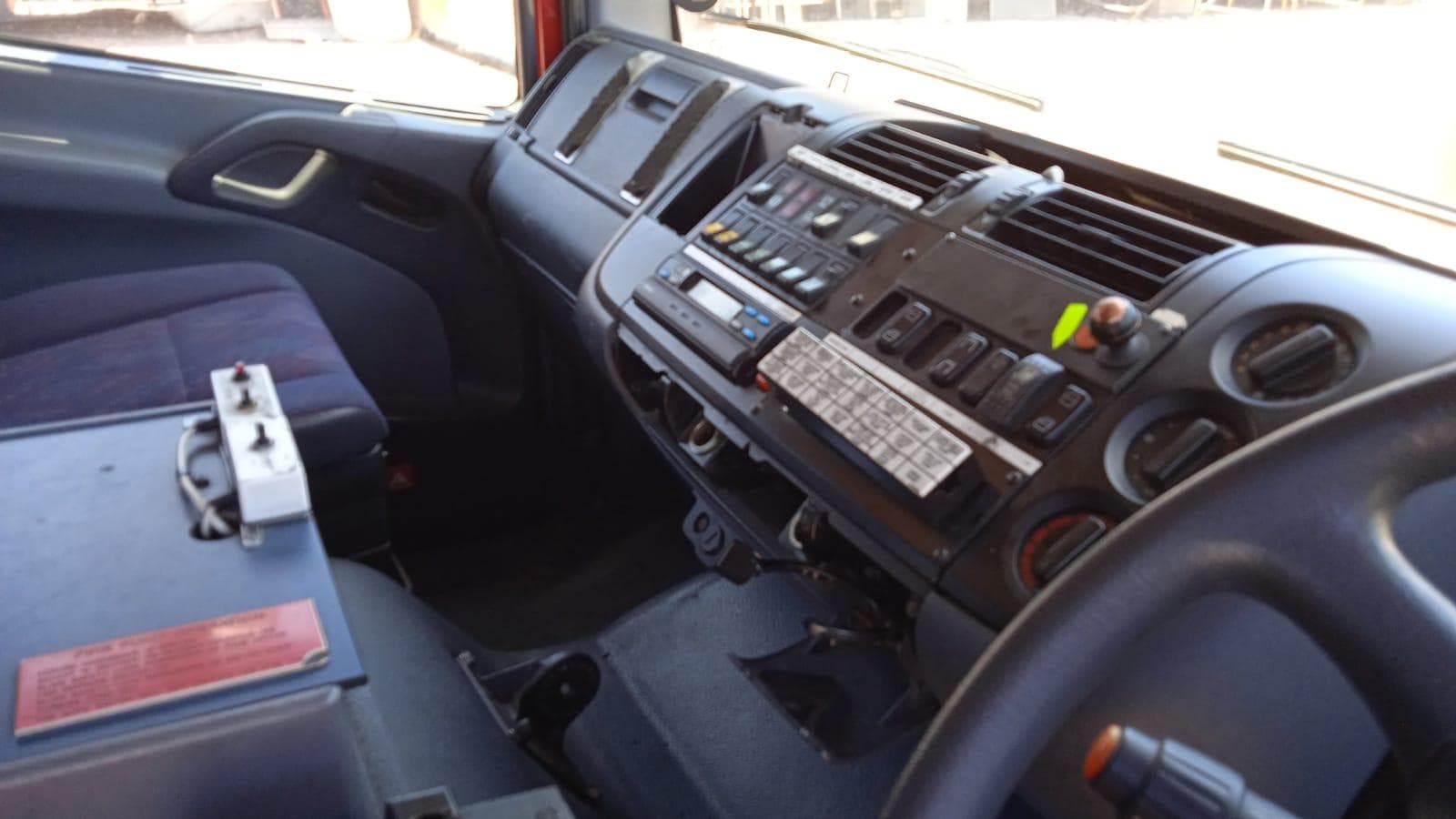Autotanque Mercedes Benz Atego · — imagem 6