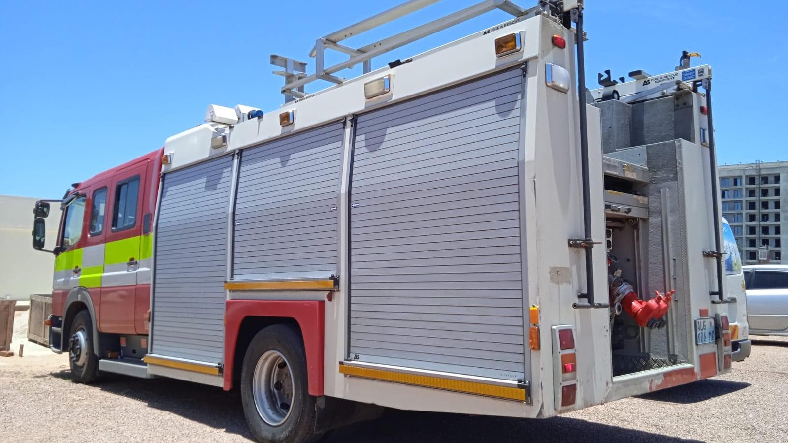 Autotanque Mercedes Benz Atego · — imagem 3