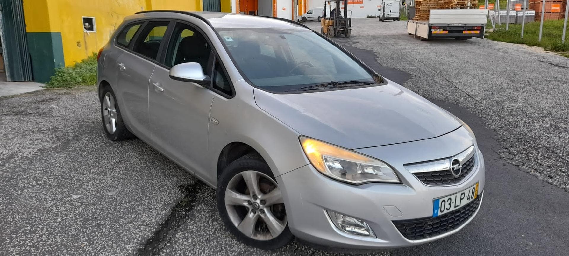 Opel Astra 1.3CDTI · Ano 2011 — imagem 3
