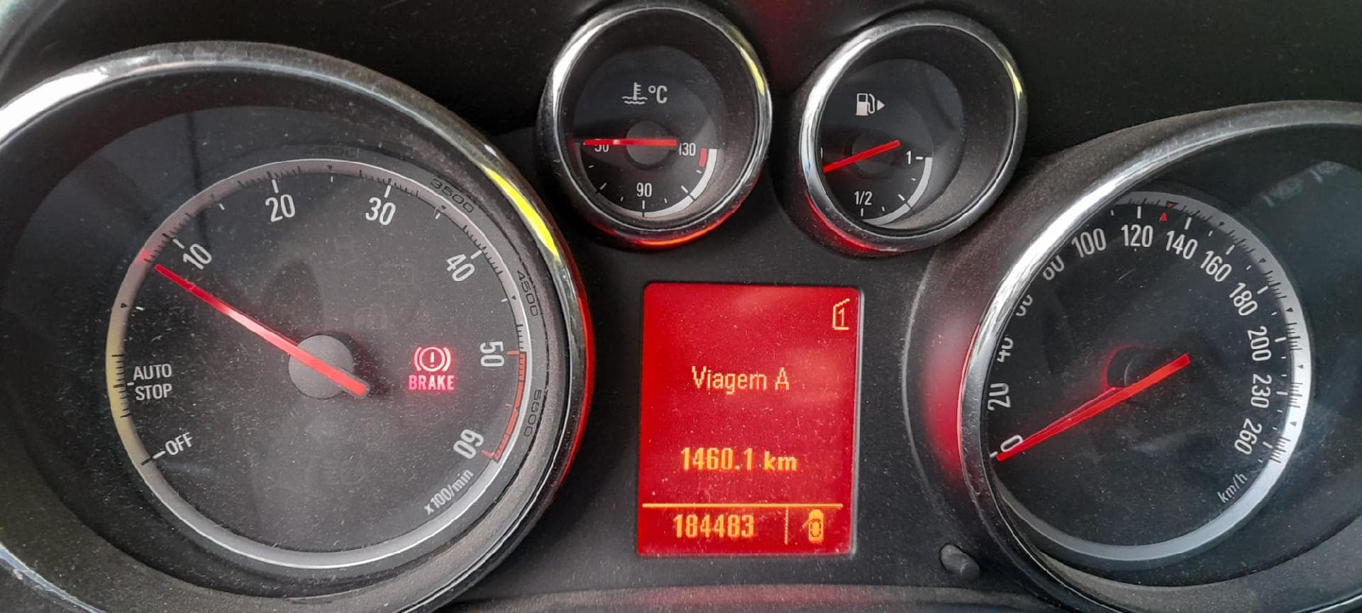 Opel Astra 1.3CDTI · Ano 2011 — imagem 17