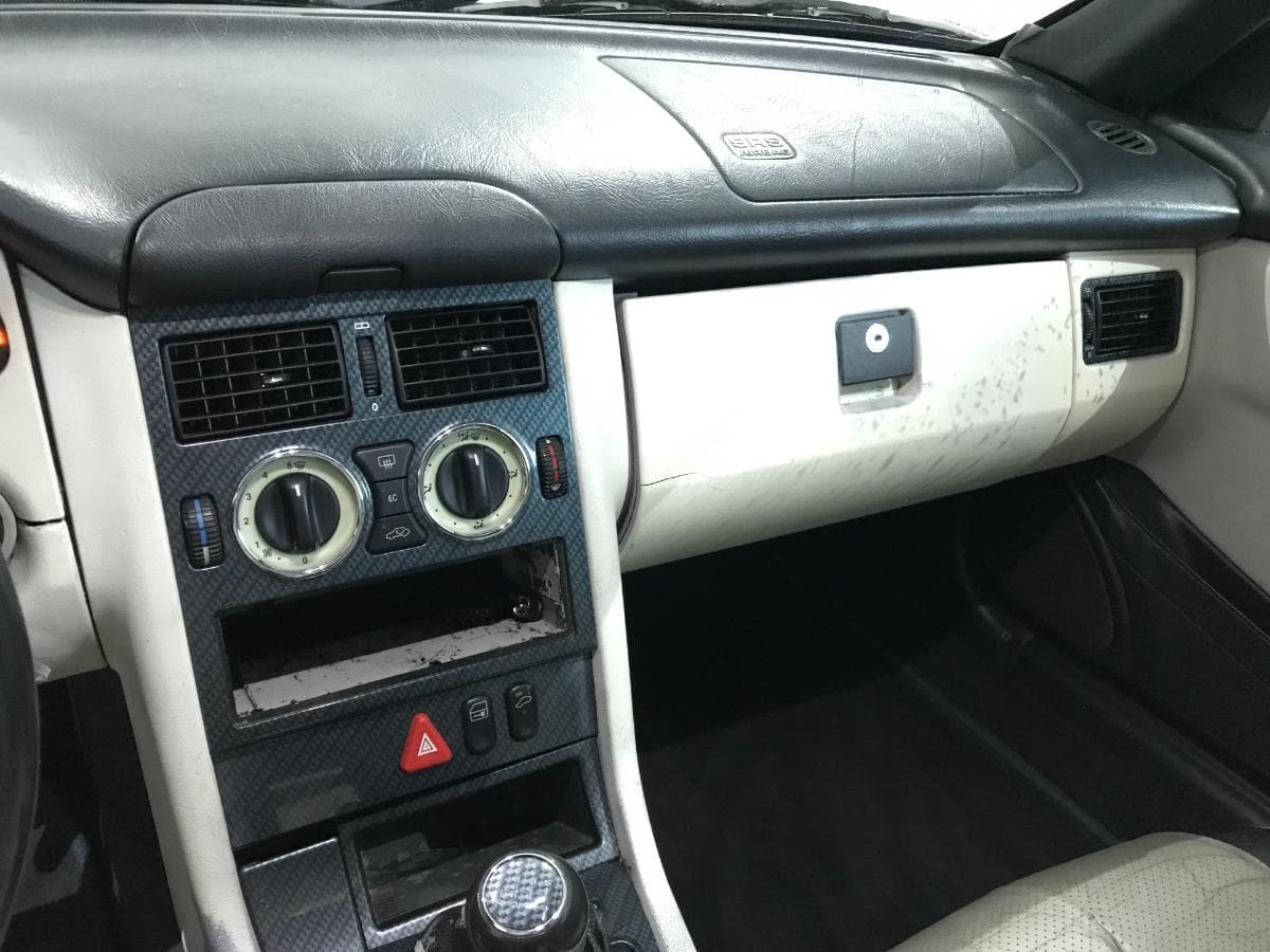 Mercedes-Benz SLK 200 2.0 · Ano 1997 — image 18