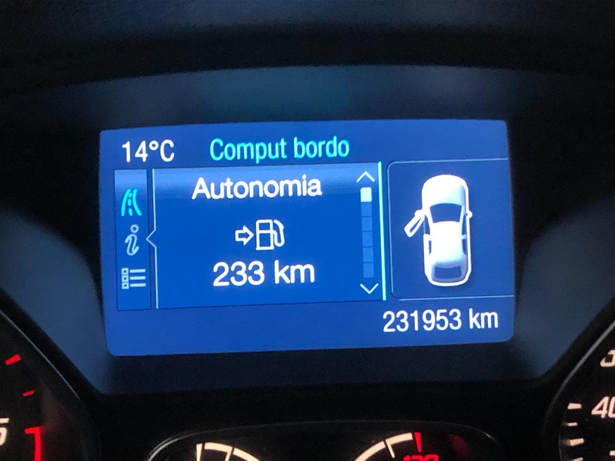 Ford Focus 1.6 TDCI · Ano 2014 — imagem 29
